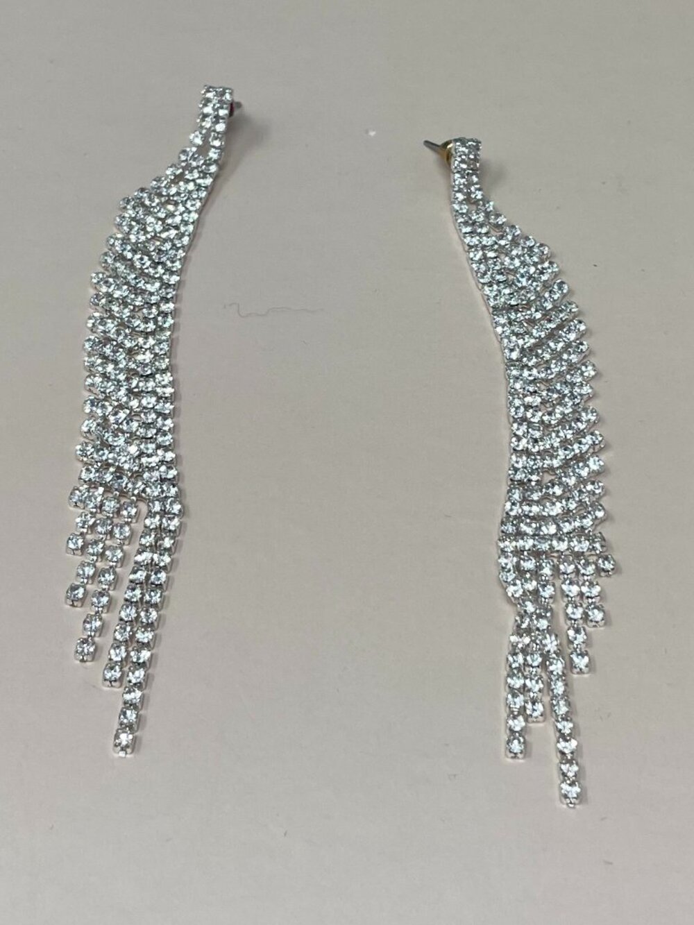 8 Other Reasons | Curved Dangle Earring